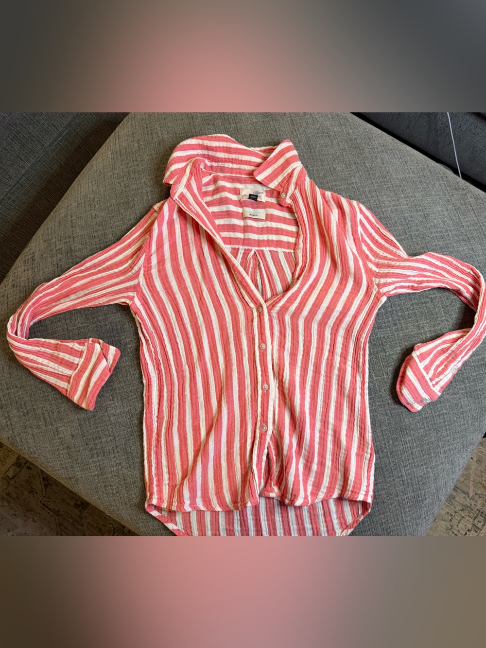 Universal Threads button up